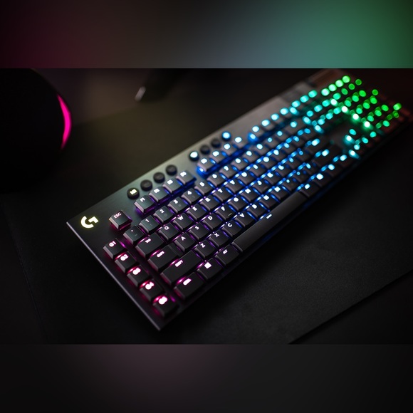 Gaming Keyboard-G512 Logitech Carbon - Picture 3 of 3